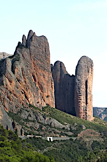 Mallos de Riglos